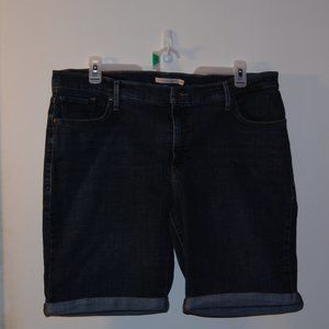 Levis Strauss Signature Modern Bermuda 
